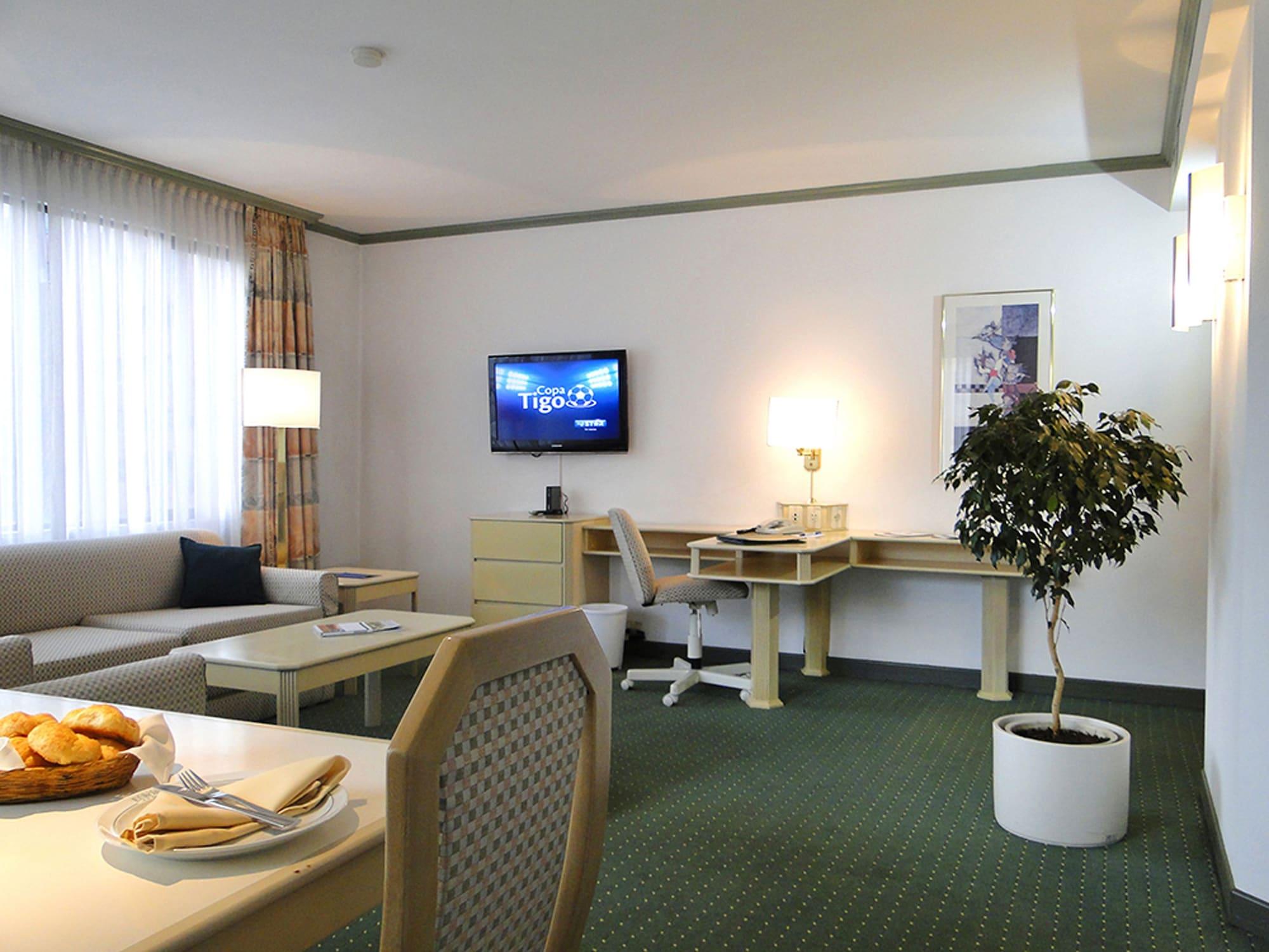 Hotel Europa La Paz Bagian luar foto